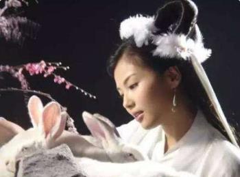 又美又仙还有故事的嫦娥，演过她的女艺人这么多，谁是你的白月光休闲区蓝鸢梦想 - Www.slyday.coM