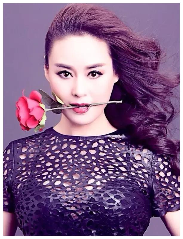 那些从秦腔走向影视的明星—吴珏瑾__财经头条