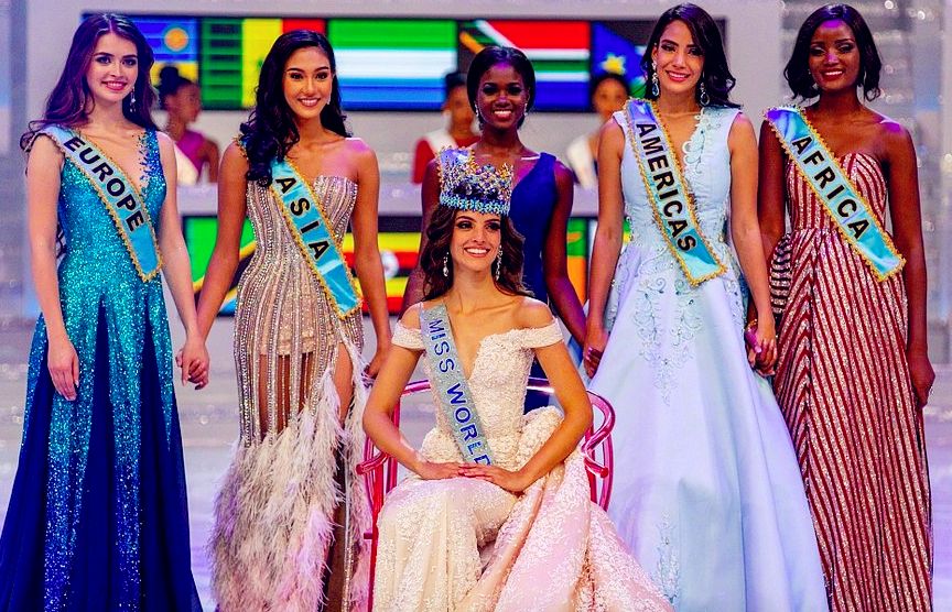 捷克世界小姐太迷人,治愈性笑容智慧型气质,一袭长裙美如精灵休闲区蓝鸢梦想 - Www.slyday.coM 捷克世界小姐太迷人,治愈性笑容智慧型气质,一袭长裙美如精灵休闲区蓝鸢梦想 - Www.slyday.coM