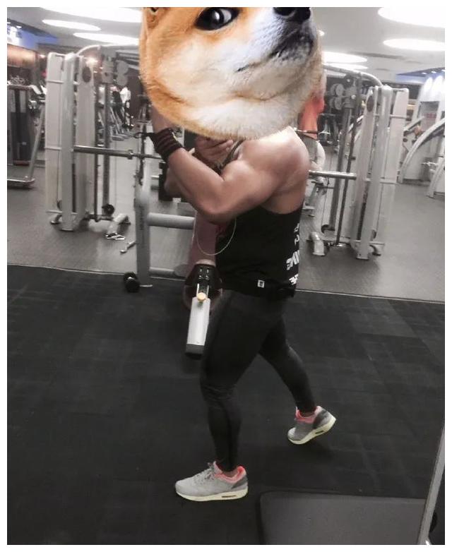 他身高185公分体重200斤曾是影视剧里的肌肉担当