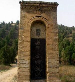 古庙下冒出一阵阵香气，考古队连忙勘察，专家：里面有皇太后陵墓休闲区蓝鸢梦想 - Www.slyday.coM