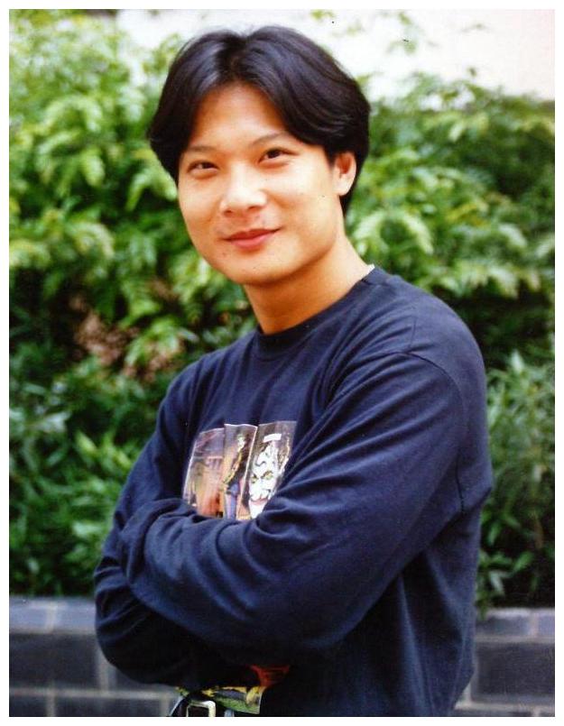 洪金宝,林正英,元彪,元华,元奎,午马,钟发都是洪家班的骨干成员