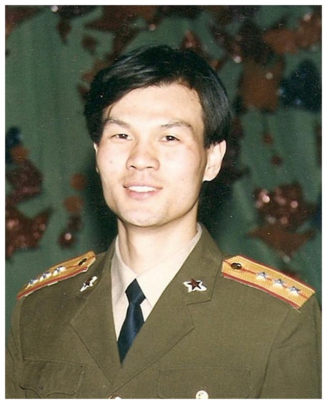 人气高过何炅曾与吴宗宪齐名安徽卫视主持人李彬现在去哪了