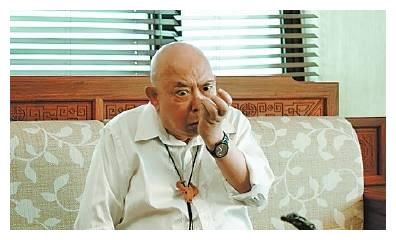 74岁谐星黄一飞笑点十足