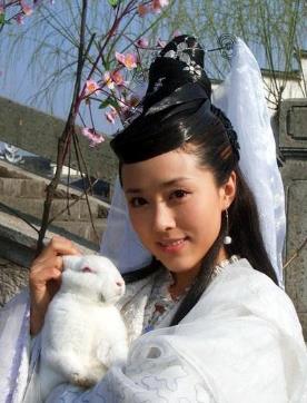 又美又仙还有故事的嫦娥，演过她的女艺人这么多，谁是你的白月光休闲区蓝鸢梦想 - Www.slyday.coM