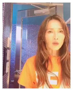 50岁工藤静香近照曝光浴室唱歌唱功不减久违露面状态十足