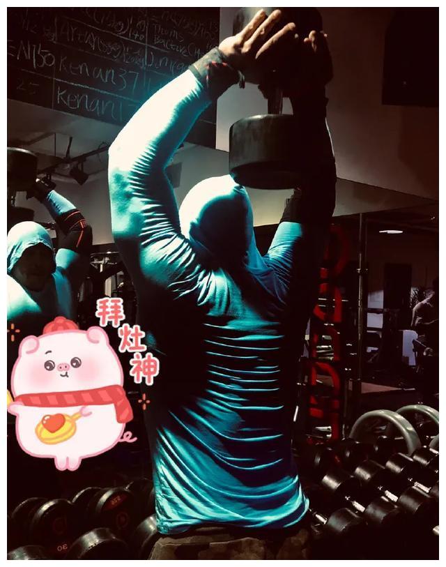 他身高185公分体重200斤曾是影视剧里的肌肉担当