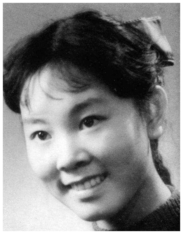 我们了解洪雪飞,确实是因为所谓的现代京剧,在没有演样板戏之前,其实