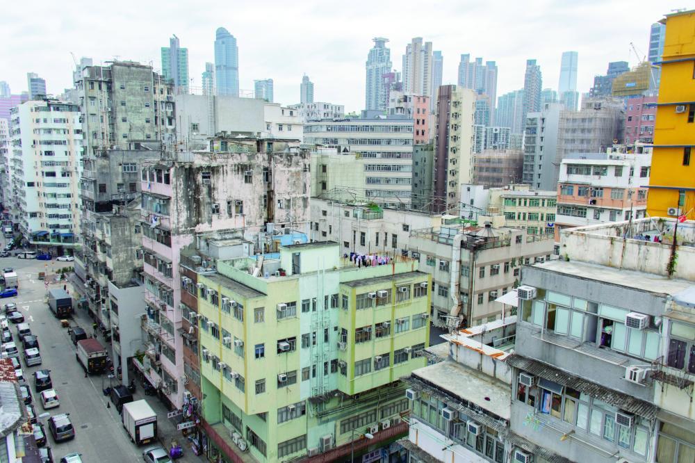 香港竭力改善基层家庭居住状况劏房租管条例将在明年落实