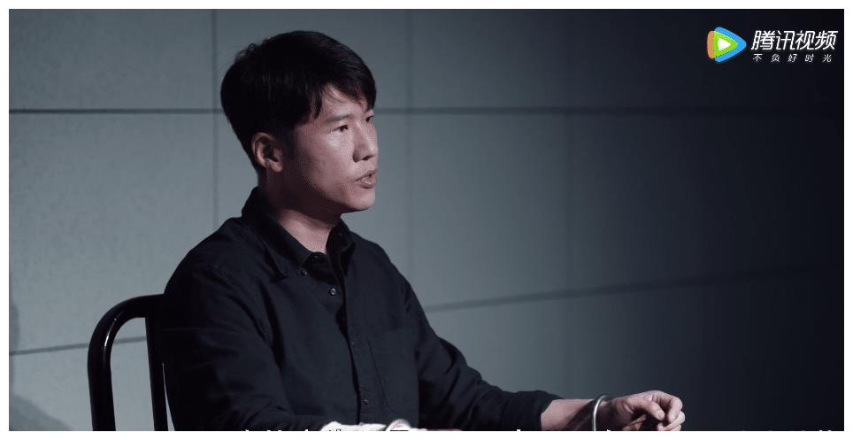 《暴风眼》:王骁在被审讯时,还给他的老板上了堂表演教学课