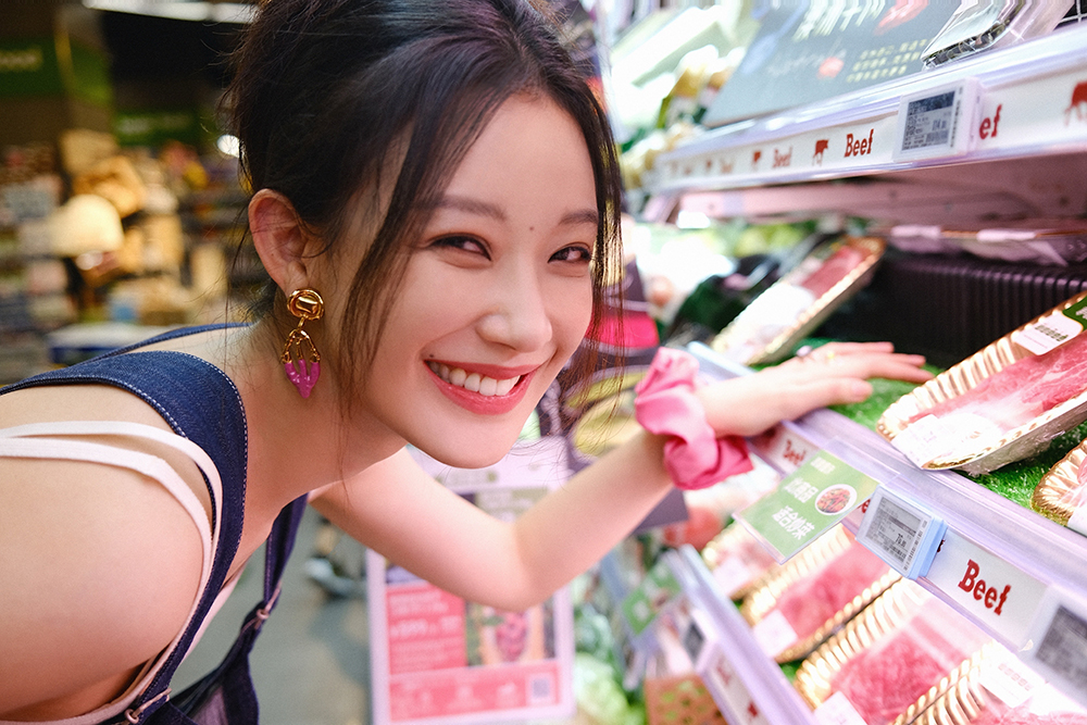 《在一起之方舱》的可爱护士蔡雨萱到《心跳源计划》的拽妹莫莉,孙佳