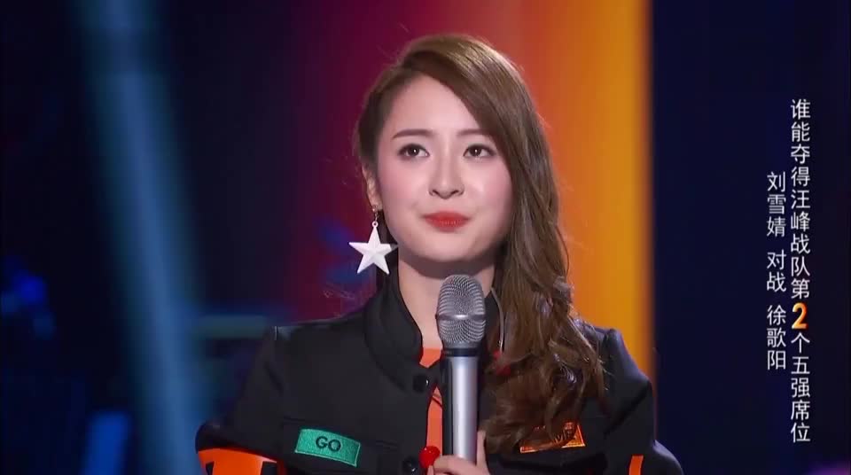 果然长得漂亮的女生,做啥都有一堆男人帮忙