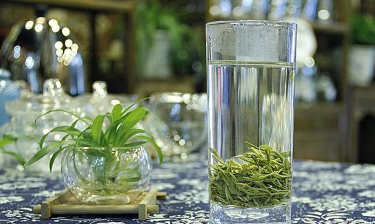 建议中老年人：生活别太节俭，多喝这5款口粮茶，越喝身体越年轻休闲区蓝鸢梦想 - Www.slyday.coM