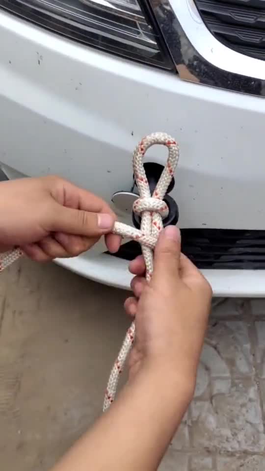 新手上路,一定先学会拖车结,以防不备!