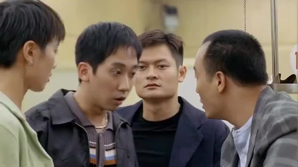 00 00:31 00:31 为您推荐: 无限:赌注谁输谁消失,南哥第一把知道会输