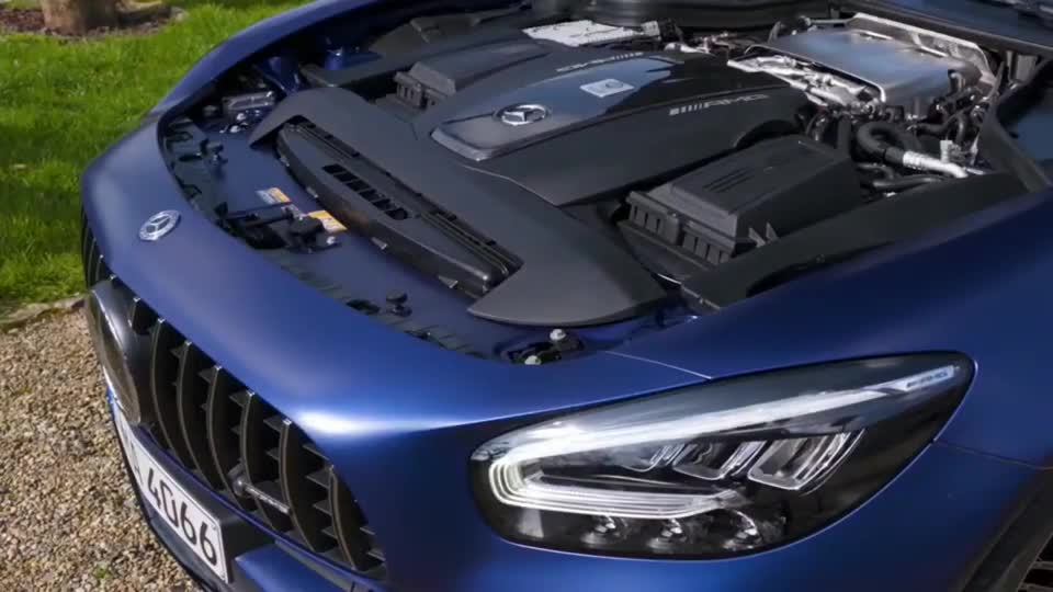 奔驰amggtc新车的发动机舱到底装了个什么怪物呢