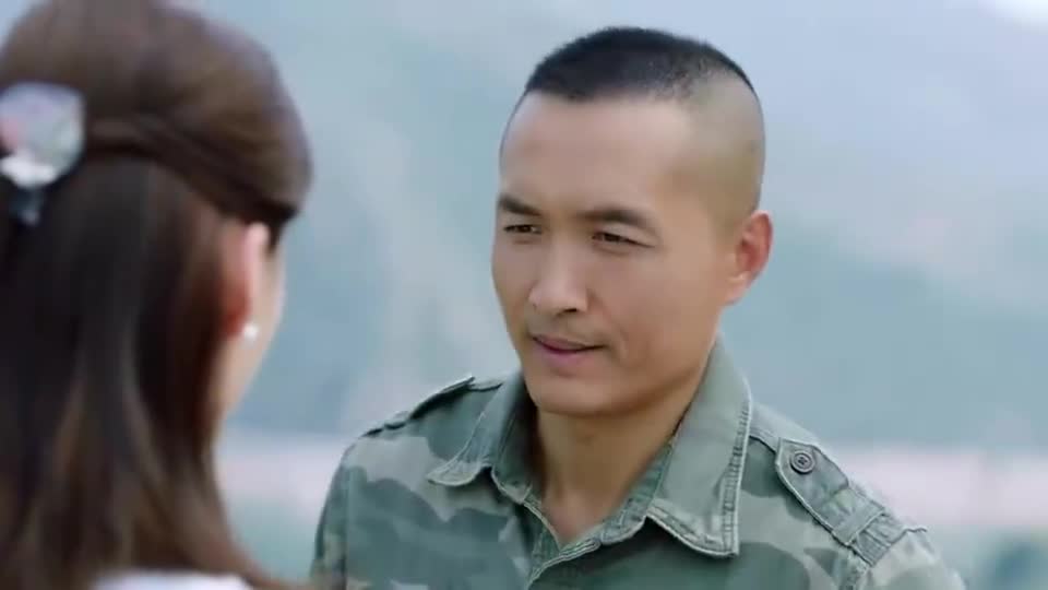 为您推荐: 最美的乡村:卢振兴跟战友切磋,不料看