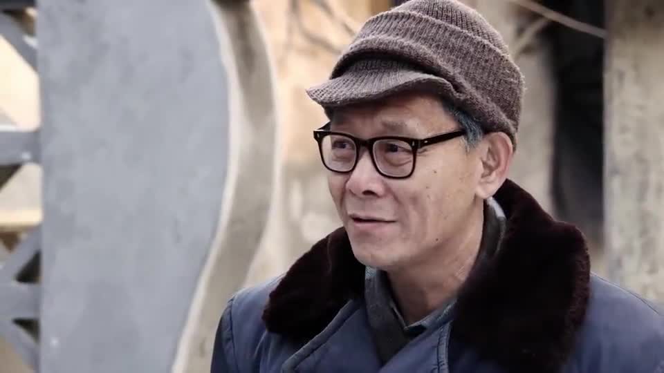 情满四合院三大爷太了解傻柱了生活上花钱怎么办啊