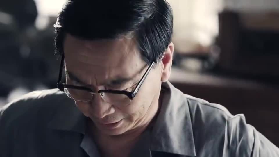 傻柱傻柱只用两顿饭就搞定大领导的留声机太机智了