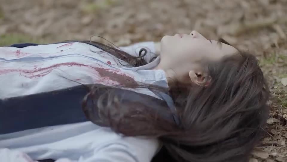 我与你的光年距离:女孩被枪杀,最后竟死而复生,让人难以置信!