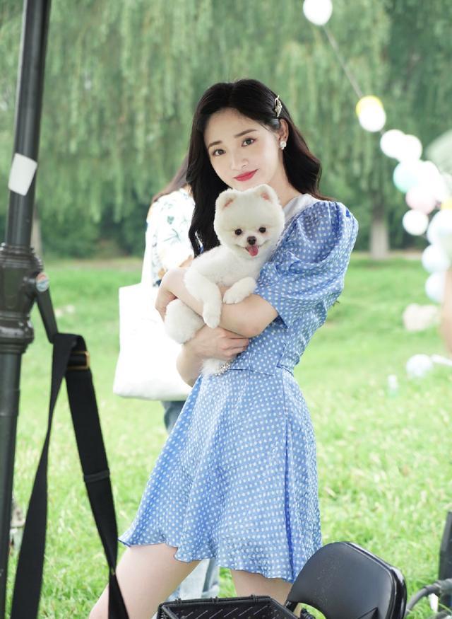 周洁琼有着少女般清纯可人的魅力,活泼俏皮的性格,很是讨人喜欢_高清