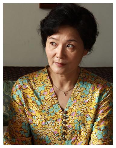 她是"最丑女演员",其貌不扬却嫁德国富豪,如今事业婚姻双丰收