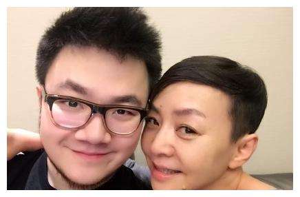 王博谷有几个儿子 36b7-kmrcuky9105711.jpg