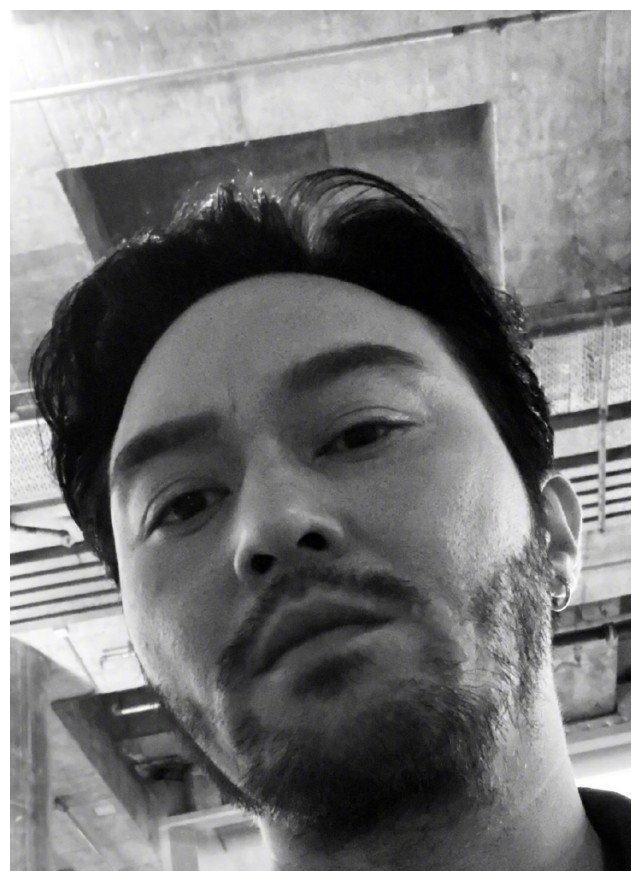 张智霖袁咏仪夫妻俩与好友容祖儿聚餐张智霖看上去胖了不少