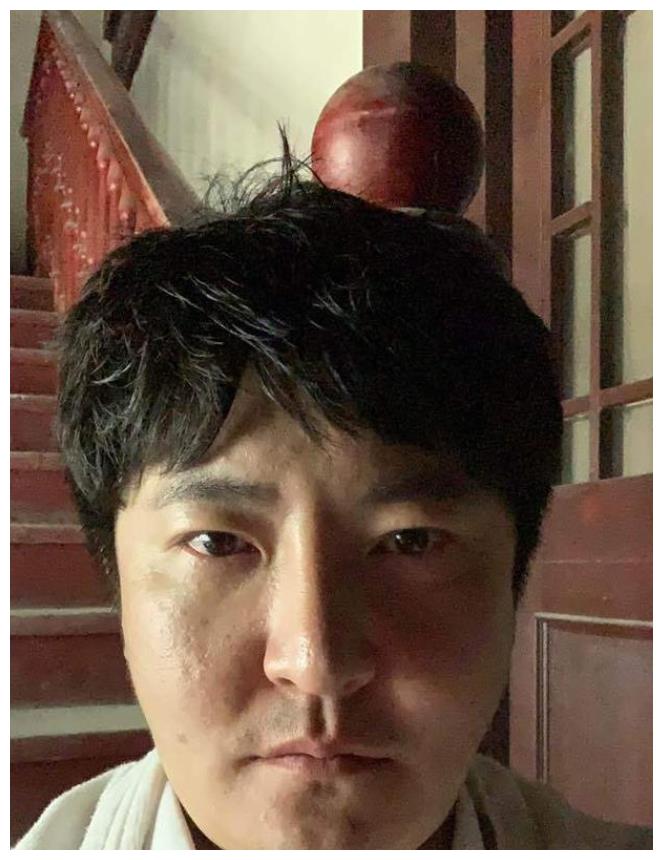 陈赫晒郭京飞大脸照为其41岁生日庆生郭京飞不满请发原图