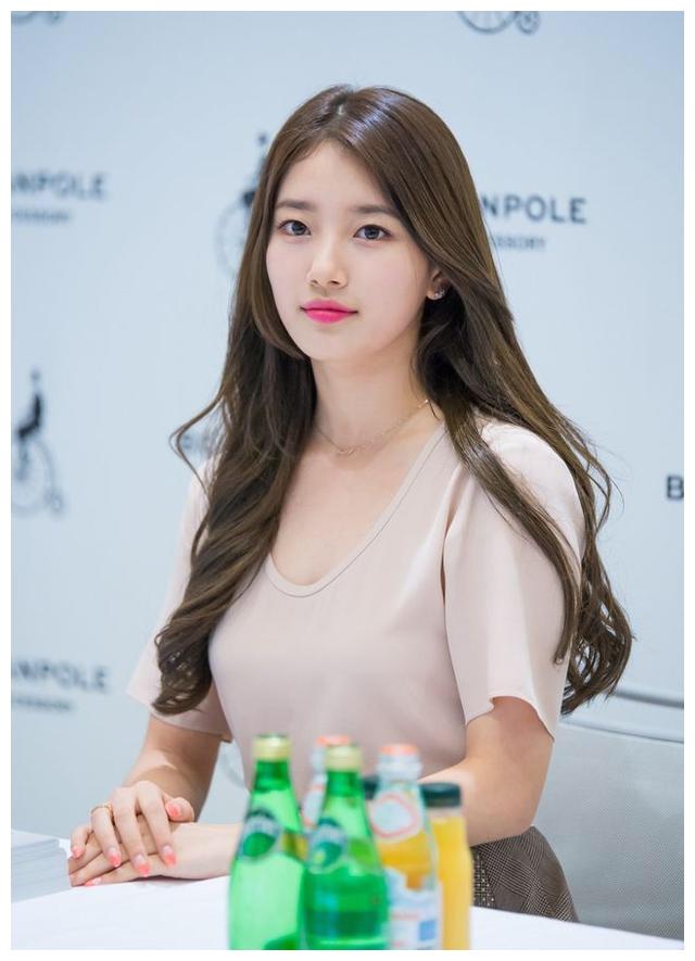 第二十三期 裴秀智 时尚美照