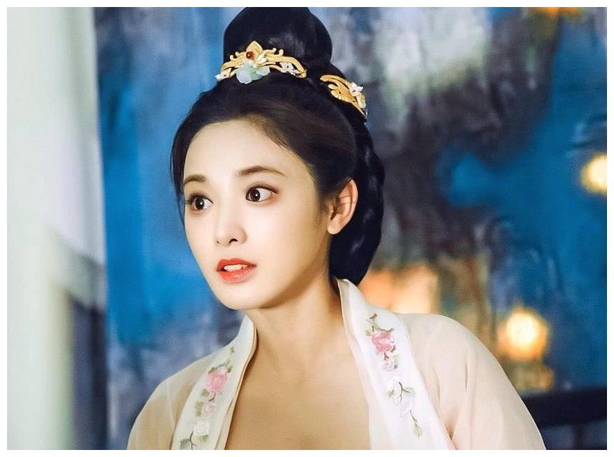 于正新剧不舍寡淡风，彭小苒剧照一出，“小枫”滤镜碎一地休闲区蓝鸢梦想 - Www.slyday.coM