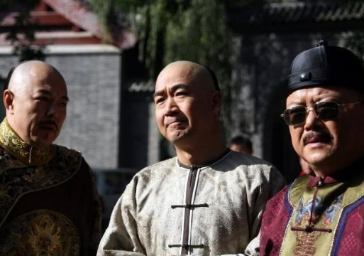 乾隆一生写诗4万多首,只有1首入选小学课文,如何评价皇上的诗?休闲区蓝鸢梦想 - Www.slyday.coM 乾隆一生写诗4万多首,只有1首入选小学课文,如何评价皇上的诗?休闲区蓝鸢梦想 - Www.slyday.coM