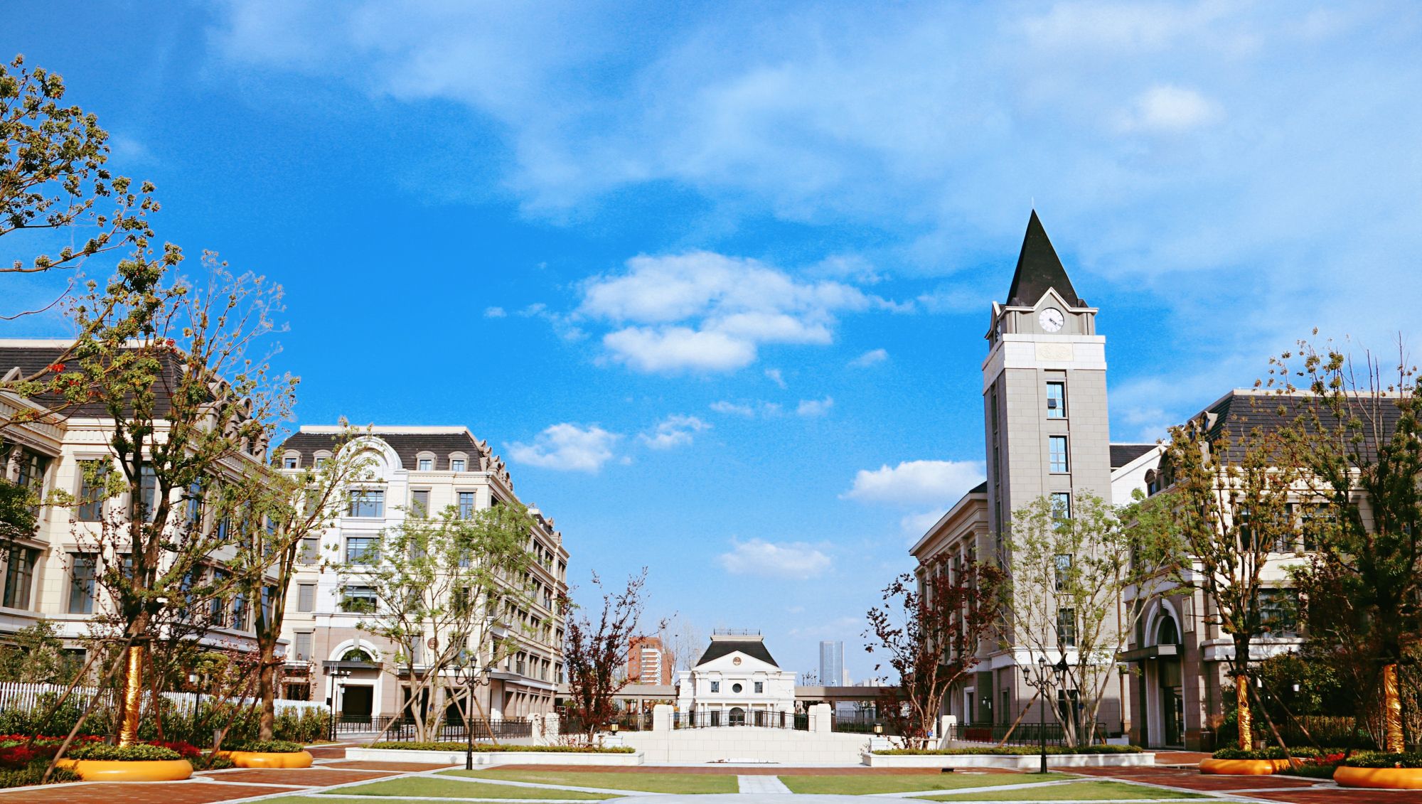 看,春光中的国际学校——合肥高新区新华公学_高清图集_新浪网