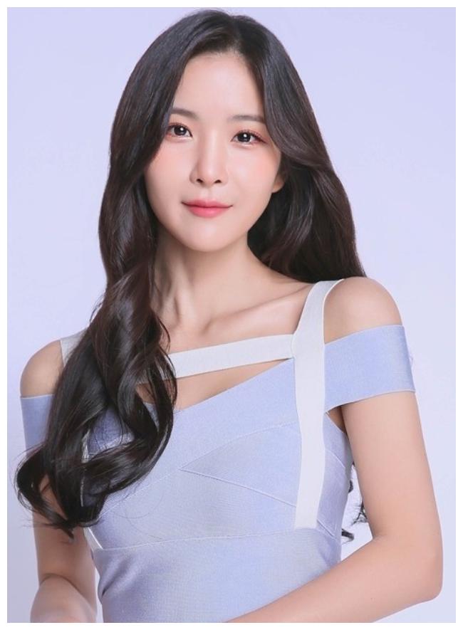 rainbow原成员赵贤荣将出演网剧《浪漫黑客》