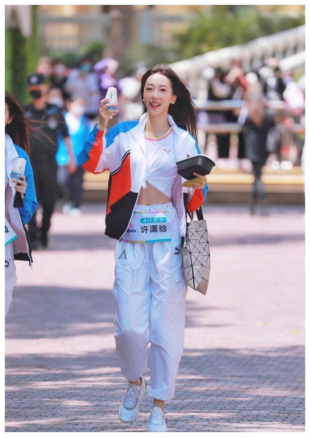 清平乐中许兰苕参加创造营2020选秀宝藏女孩许潇晗