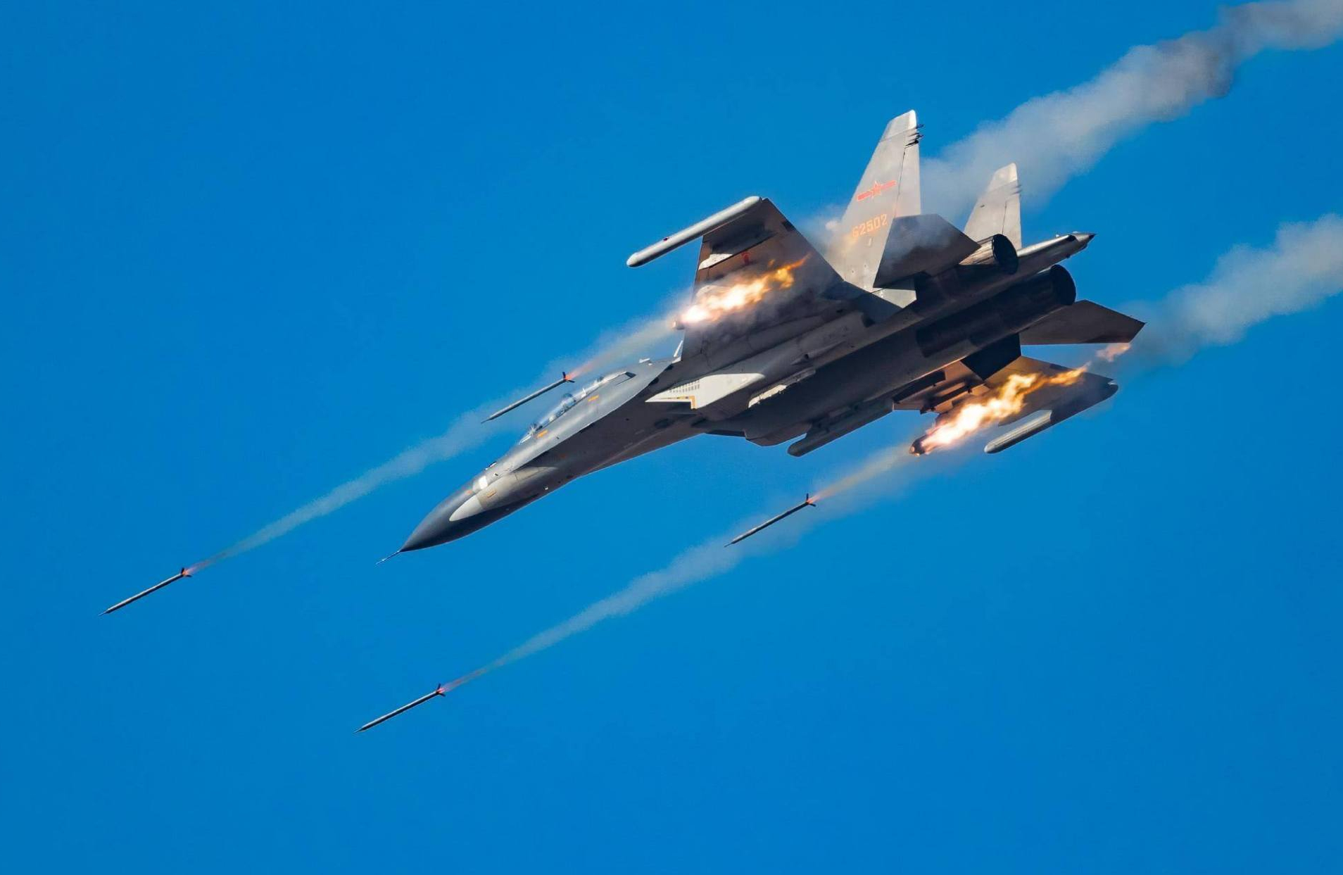 边境部署8架阵风!印媒尬吹以少胜多压制中国,难怪杜文龙这样说