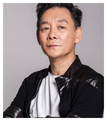 李光复幼时用金条搭积木住着上亿四合院今74岁仍在演配角