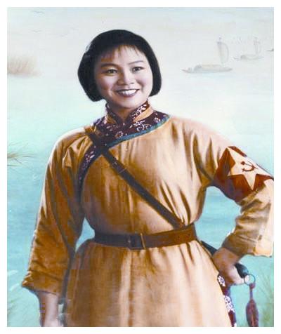 唱《洪湖水,浪打浪》的王玉珍,已经85岁了,近况如何?