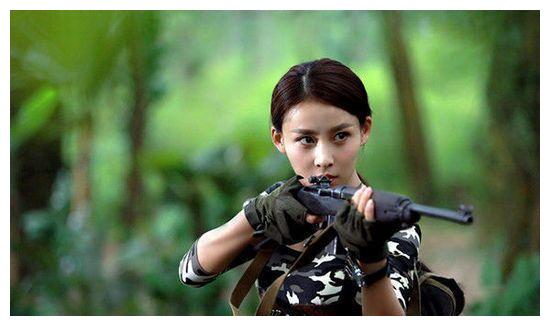 《聊斋志异2》并于同年参演了个人首部电视剧.