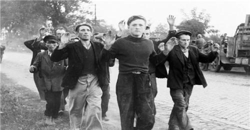 二战后,波兰放弃向德国索赔,为何后来出尔反尔,又索赔9000亿?休闲区蓝鸢梦想 - Www.slyday.coM 二战后,波兰放弃向德国索赔,为何后来出尔反尔,又索赔9000亿?休闲区蓝鸢梦想 - Www.slyday.coM