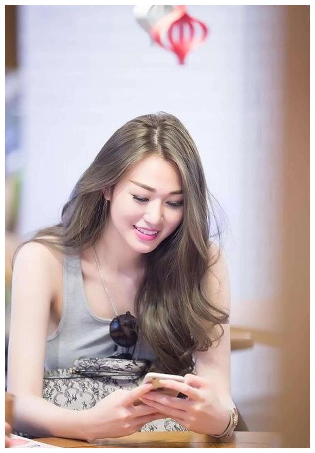 越南第一长腿美女庆媚