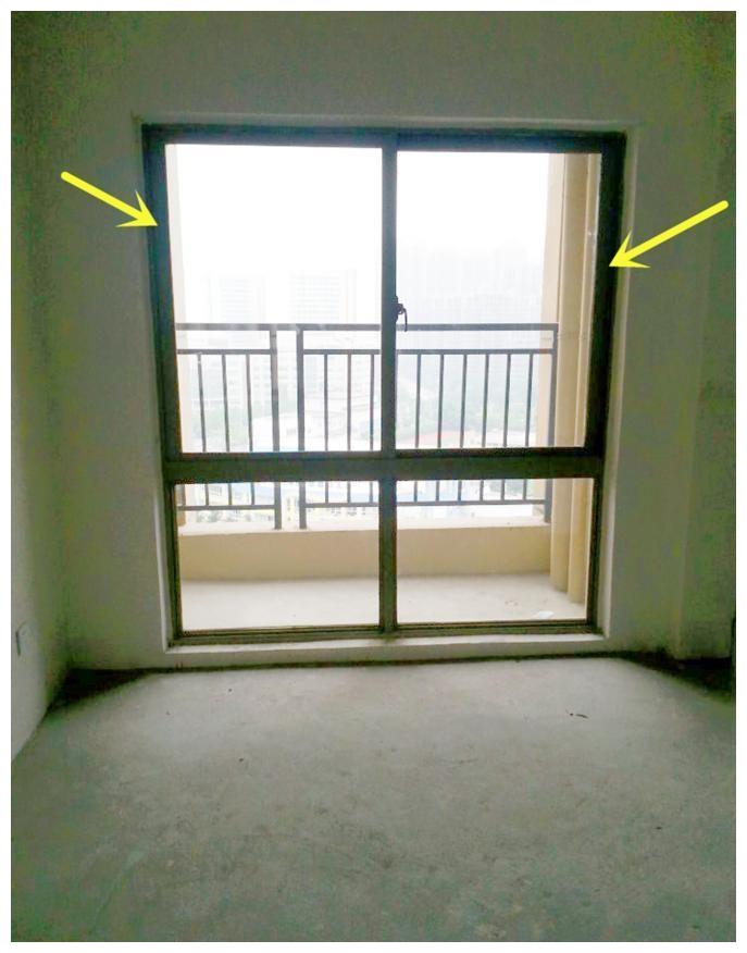 阳台不能拆的门垛,装修也没那么费心,弧形处理反倒成客厅的亮点