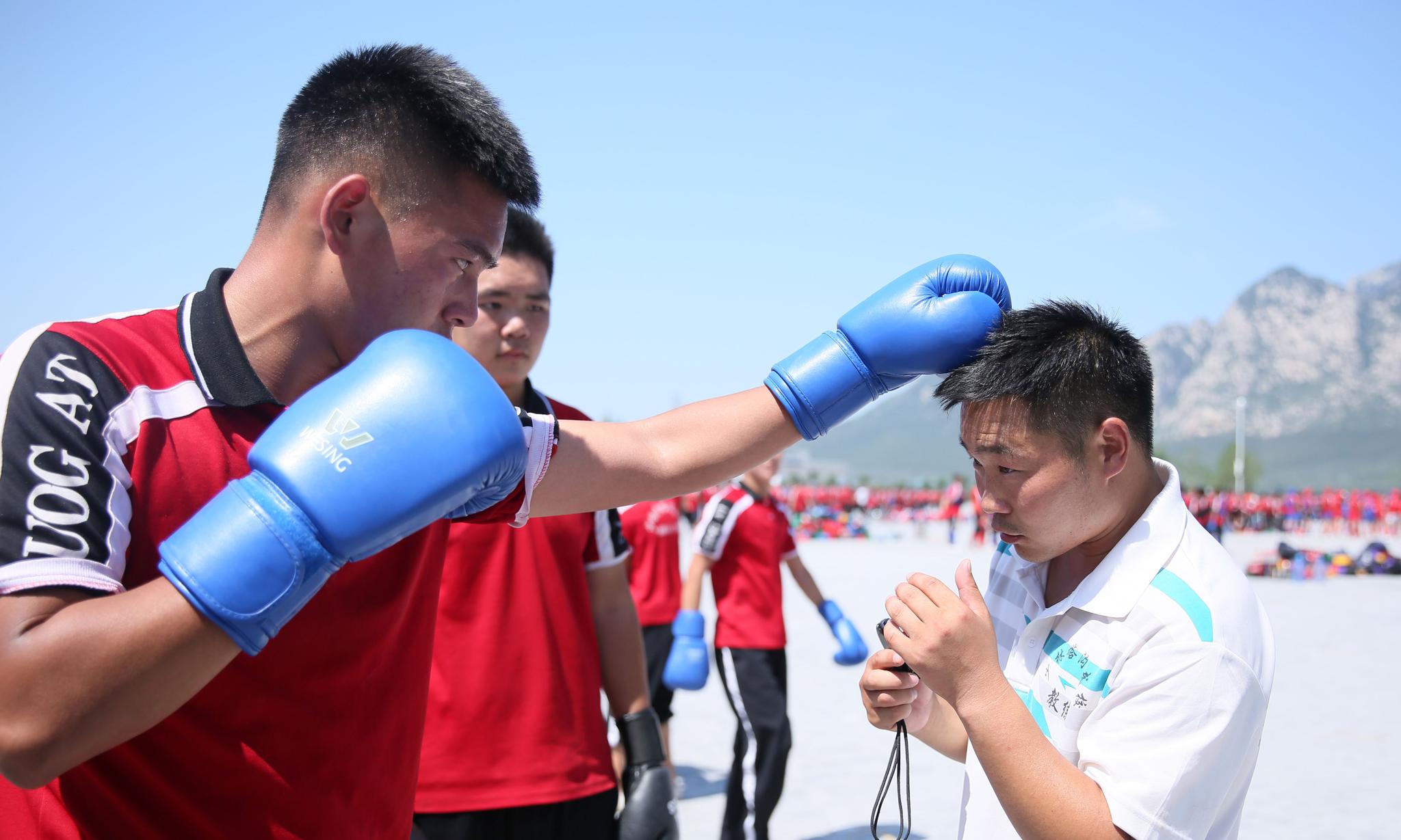 备战运动会,塔沟拳击队功夫小子斗志昂扬奋战七月!