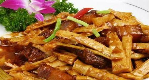 笋干烧五花肉,我们的家常菜,我们家的味道