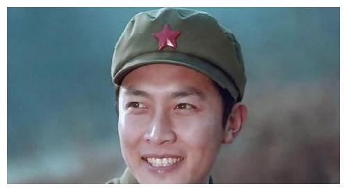 周里京：因妻子遇害息影后，又被父亲告上法庭，今66岁近况如何？|周里京|傅春英|张巍_新浪新闻
