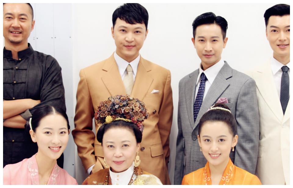 肖燕母亲看小娘惹对女儿的表现总结到位是亲妈无疑