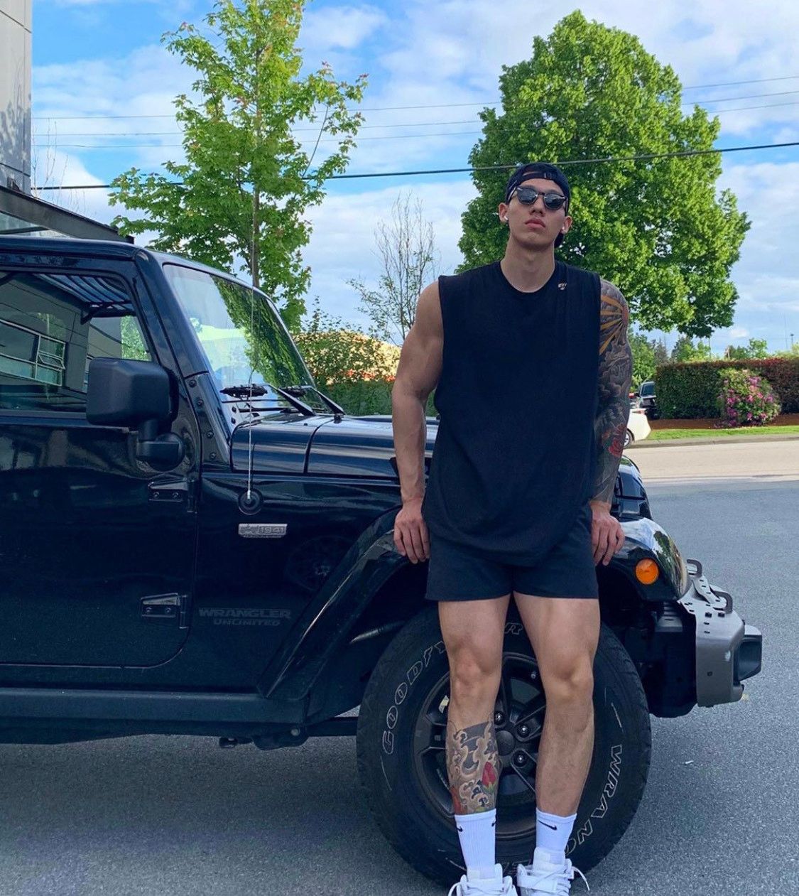 今日男神推荐,花臂体育系男模耿浩伦_高清图集_新浪网