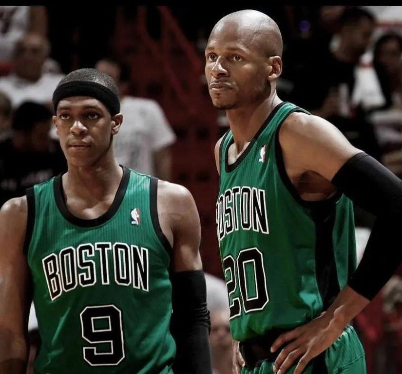 绿军三巨头抱团夺冠为何争议性少?组队当年就夺冠,够强!