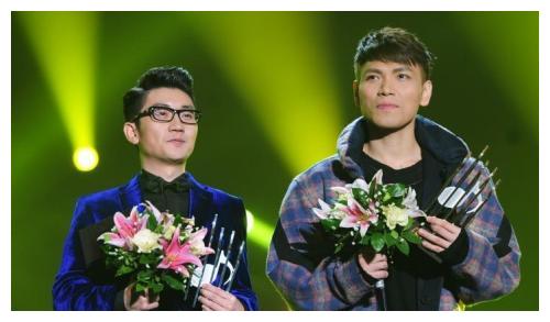 而且他在节目中还大受李宗盛的喜爱,他觉得杨宗纬是一位非常有天赋的