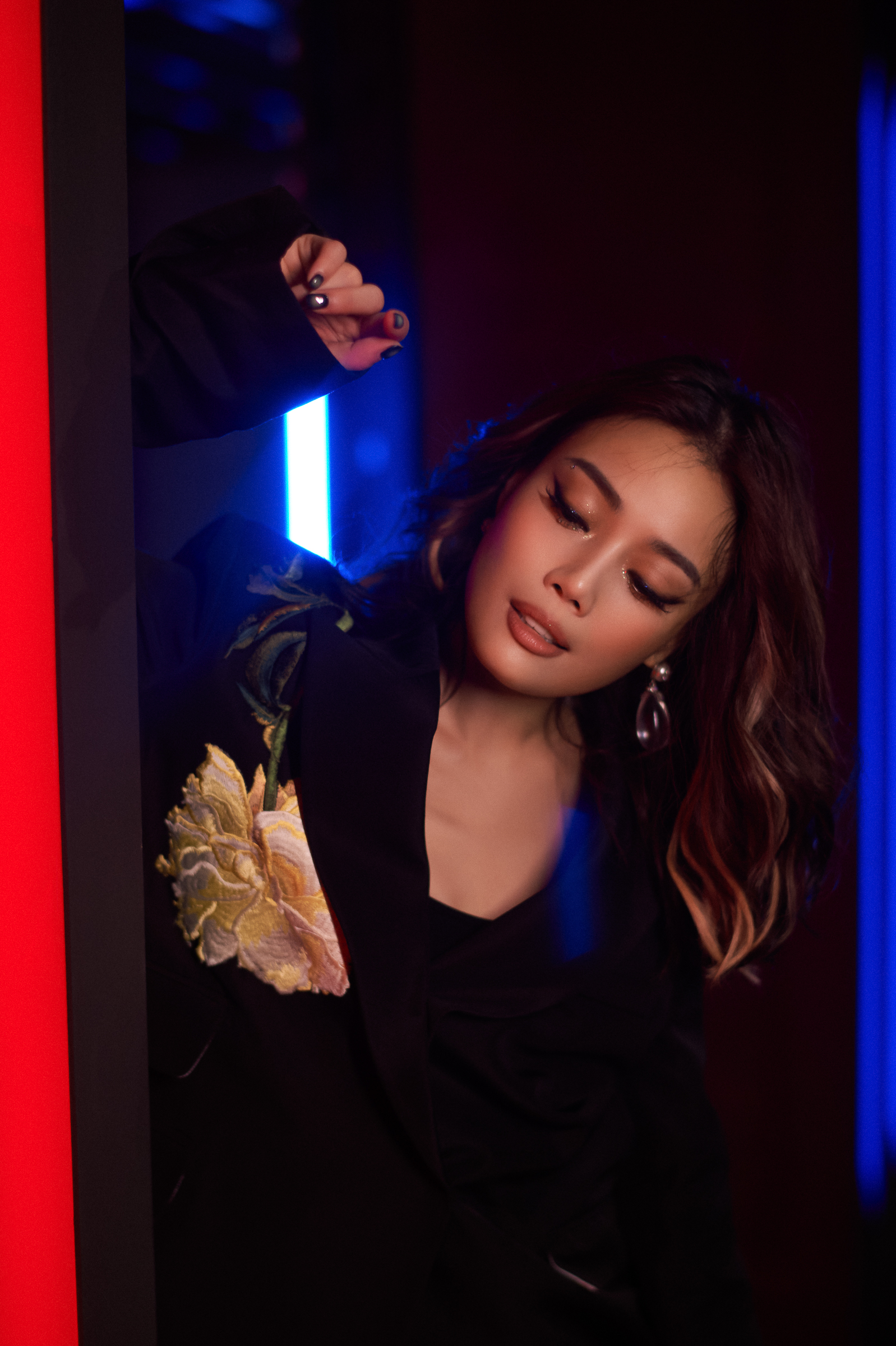 容祖儿还现场清唱了自己的经典歌曲《心淡》《烟霞》和《我的骄傲》